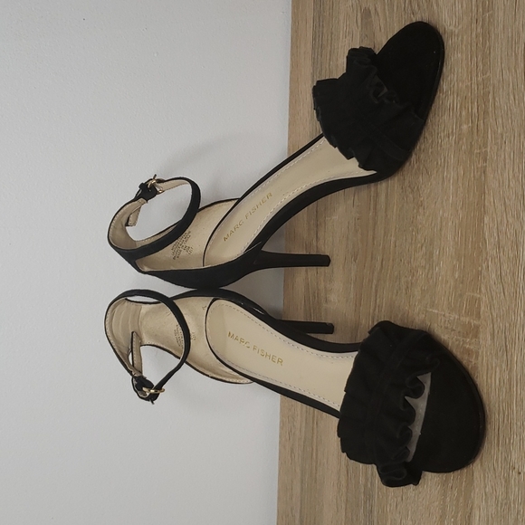 MARC FISHER Women's Baldacci Black 8M US - Picture 2 of 9